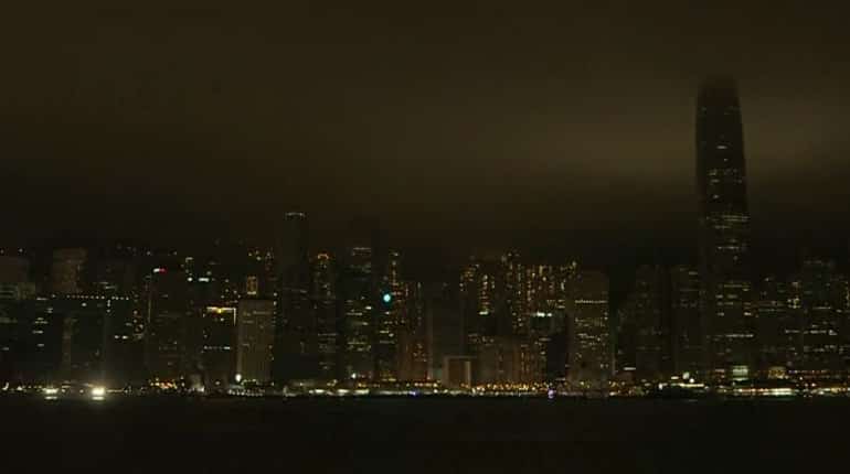 Hong Kong skyline goes dark for Earth Hour