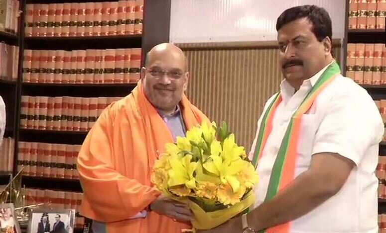 Telangana Congress leader Sudhakara Reddy joins BJP