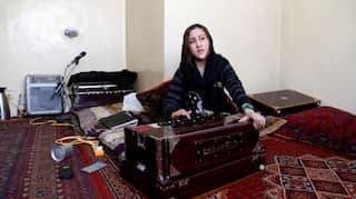 Women singers test limits, signal Afghanistan's changing times