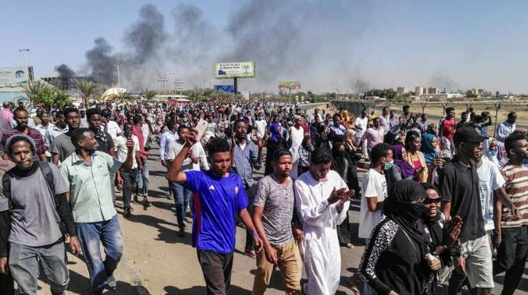 Sudan police fire tear gas at protestors outside army headquarters: Source