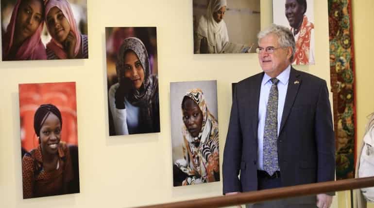 Sudan military rulers brief US envoy: State media Sudan military rulers brief US envoy: State media