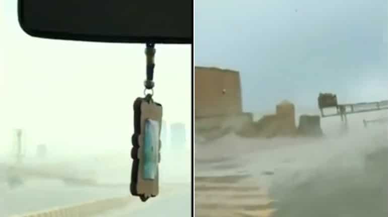 Dust storms sweep through Karachi in Pakistan, leaving three people dead: Report