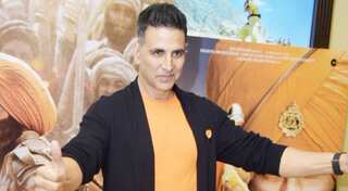 Good Newwz: Akshay Kumar shares his character Varun Batra's medical report