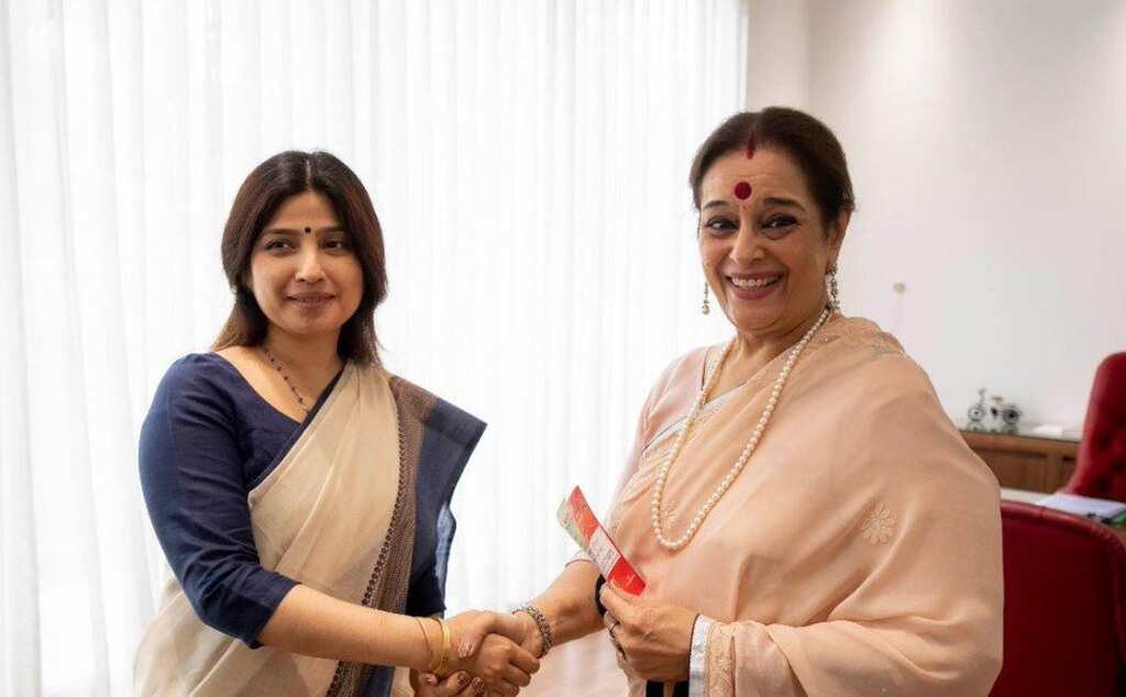 Shatrughan Sinha's wife Poonam Sinha joins SP, set to take Rajnath Singh from Lucknow