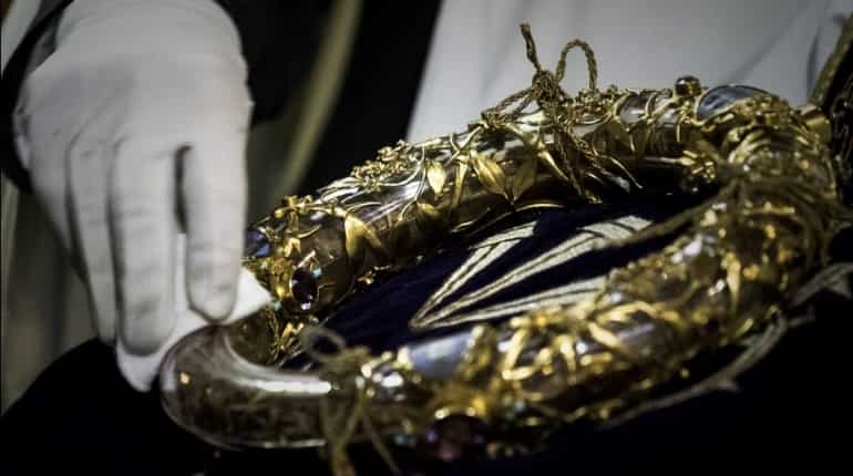 The Holy Crown of Thorns
