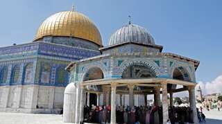 Israel condemns Palestinian attacks on Saudi blogger at Al-Aqsa mosque