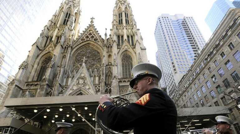 Man who carried gas cans into New York cathedral charged with attempted arson