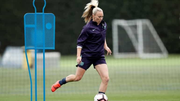 England women must win trophies before fighting for equal pay: Toni Duggan England women must win trophies before fighting for equal pay: Toni Duggan