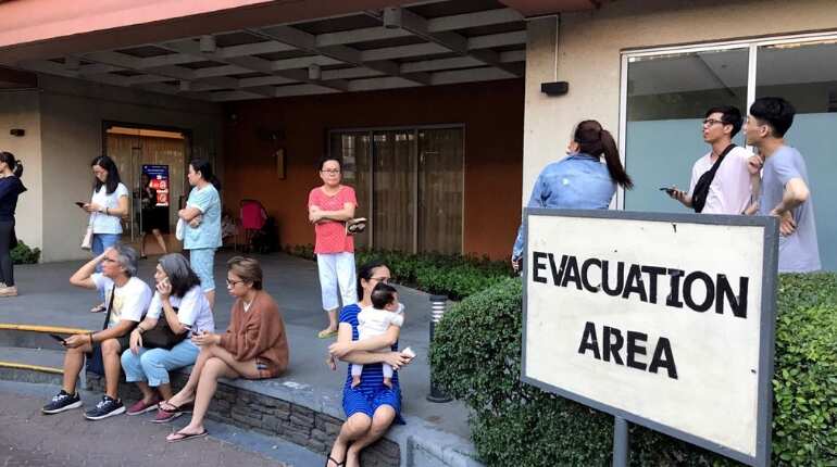 Eight dead, 60 injured after twin quakes hit northern Philippines