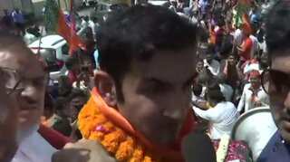 Gautam Gambhir, the new BJP Lok Sabha candidate holds roadshow in Delhi