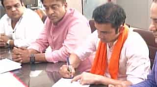 Delhi: Sheila Dikshit, Gautam Gambhir, Vijender Singh file nominations
