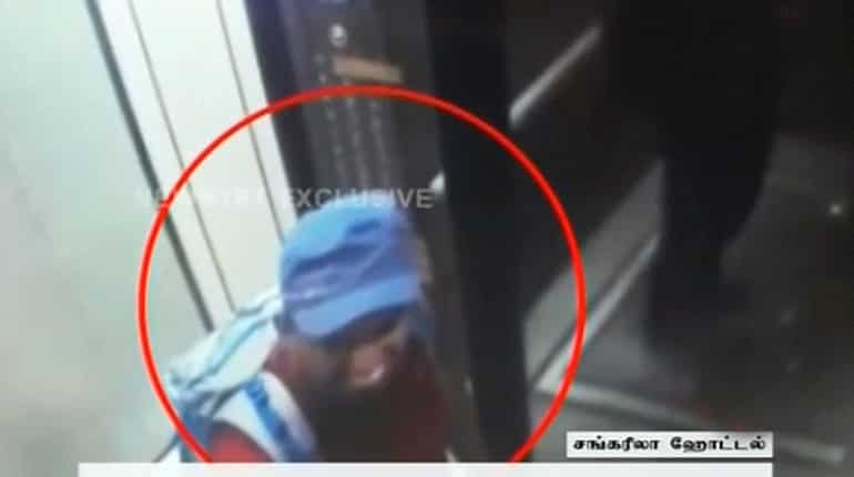 CCTV footage shows suspected suicide bombers behind Shangri-La hotel blasts CCTV footage shows suspected suicide bombers behind Shangri-La hotel blasts