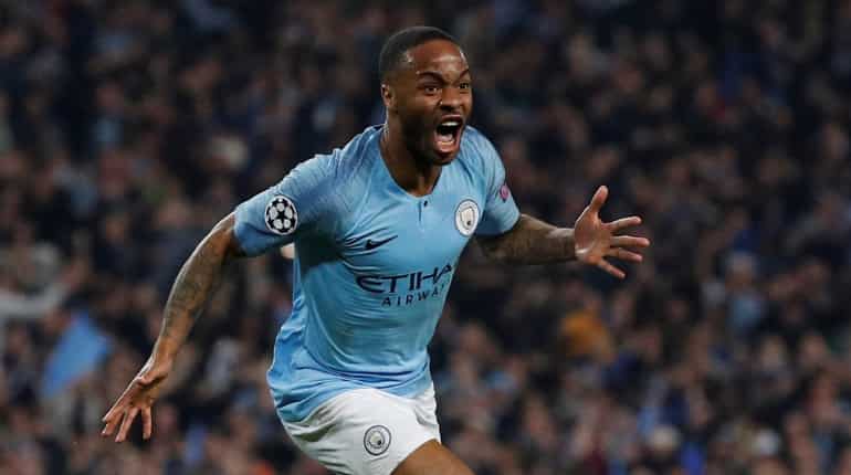 Raheem Sterling wins Football Writers' award Raheem Sterling wins Football Writers' award
