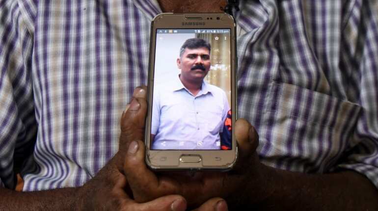 Sri Lankan man who confronted bomber at church door remembered