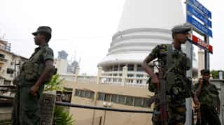 Sri Lanka troops launch major hunt for Islamists linked to suicide attacks