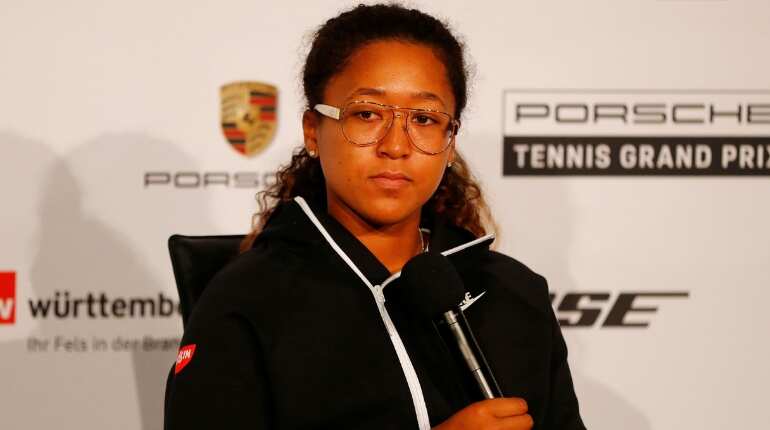 Naomi Osaka pulls out of Stuttgart semis with injury Naomi Osaka pulls out of Stuttgart semis with injury