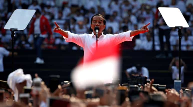 Indonesia President Joko Widodo says may reshuffle cabinet before second term Indonesia President Joko Widodo says may reshuffle cabinet before second term