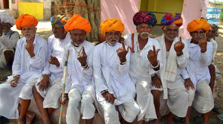Lok Sabha polls 2019: Rajasthan voters brave scorching heat to come, vote Lok Sabha polls 2019: Rajasthan voters brave scorching heat to come, vote