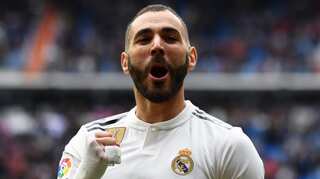 Football: Benzema suffers knee 'knock' injury against Bulgaria