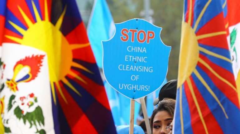 US imposes sanctions on Chinese officials over 'abuse' of Muslim minorities in Xinjiang