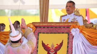 Thailand King Maha Vajiralongkorn reconciles with ousted consort Sineenatra Wongvajirabhakdi