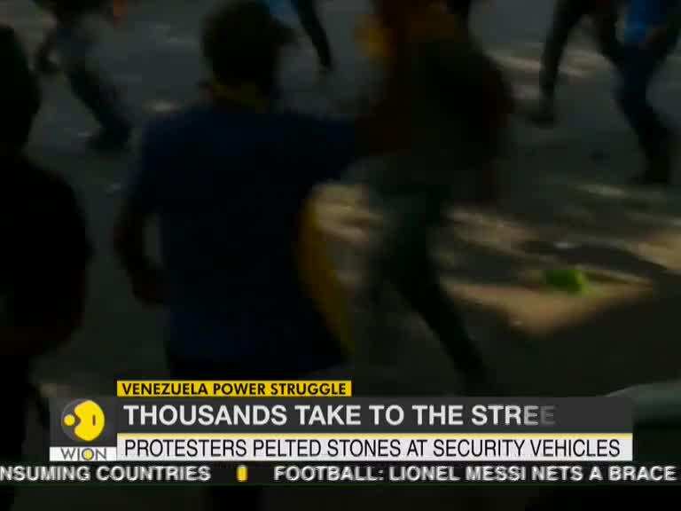 Venezuela Power Struggle: Protesters clash with security forces