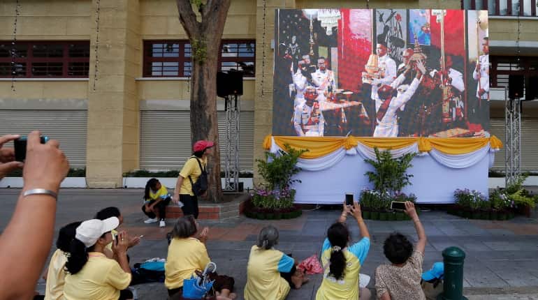 Significance of yellow in Thai culture