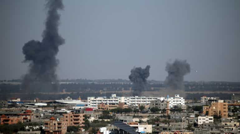 US military defends air strikes that Taliban says violate troop pact