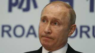 Putin calls in army to fight Siberia forest fires