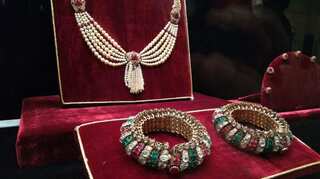 Nizams' jewels bedazzle Delhi