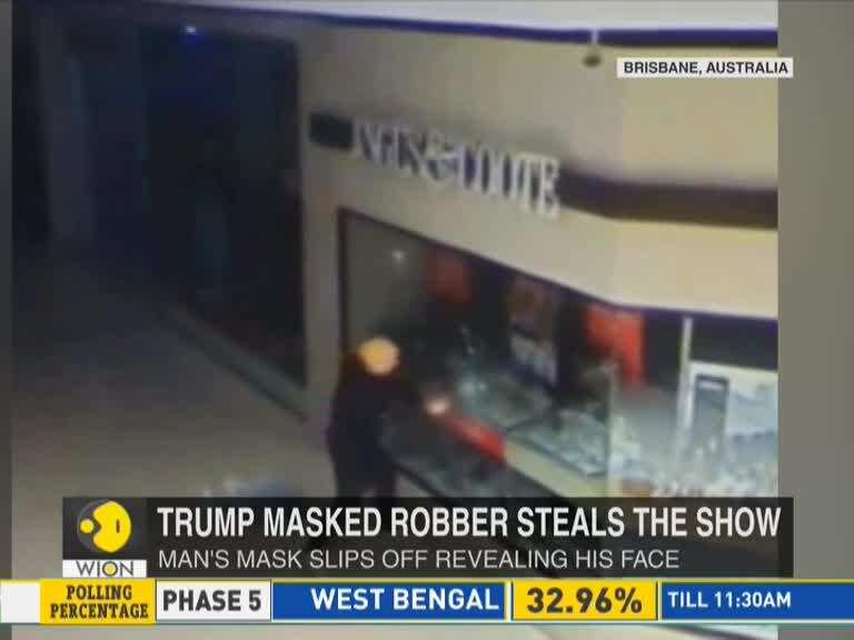 Trump masked thief robs jewellery store