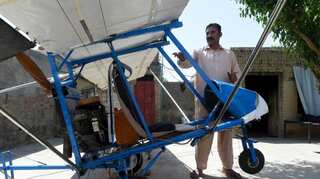 The Pakistani popcorn seller who built his own plane