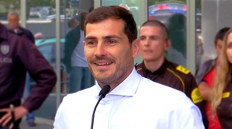 Emotional Casillas discharged, says future after heart attack scare is uncertain