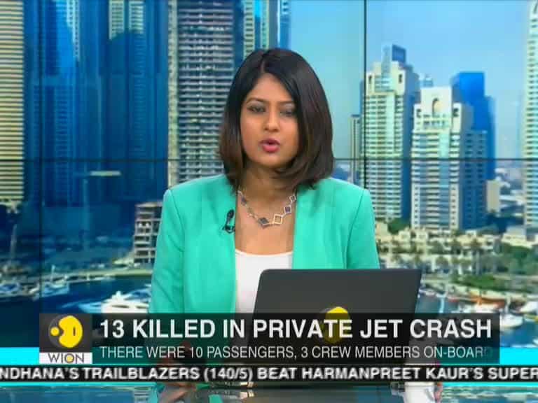 13 killed after a private plane crashes in Mexico
