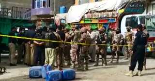 Female suicide bomber kills six in northwest Pakistan