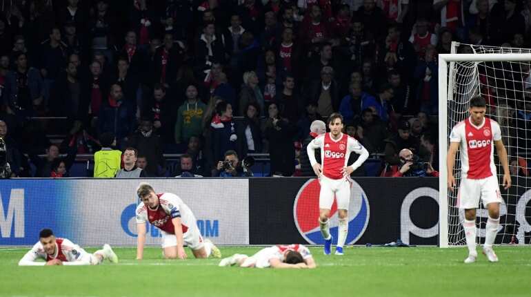 Confident Ajax pay the price