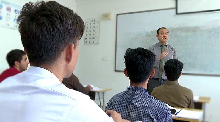 Afghan teacher committed to promoting Chinese language education