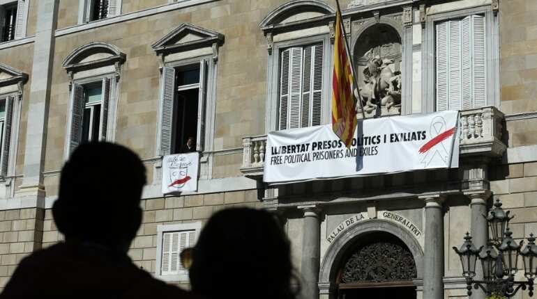 Separatists seek majority as New Caledonia votes Separatists seek majority as New Caledonia votes