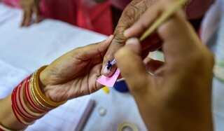 Lok Sabha polls 2019: 63% voting in sixth phase; BJP candidate attacked in Bengal, poll official beaten up in UP
