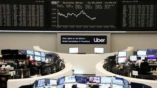 Bonds reign supreme, equities struggle on recession, Brexit fears