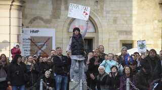 Fresh rally against Czech government draws thousands