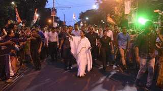 We will take revenge for vandalisation of Vidyasagar's statue: Mamata Banerjee