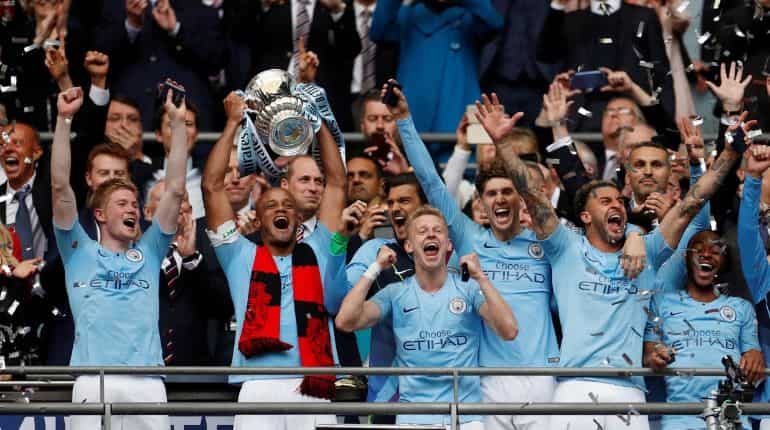 Kompany gives credit to Guardiola