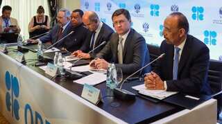 Oil producers meet to discuss output amid Iran tension
