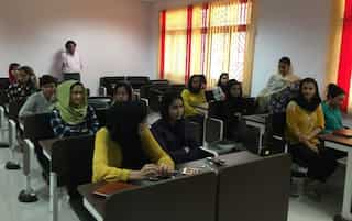 Quest for English communication skills leads Afghan women journalists to India 