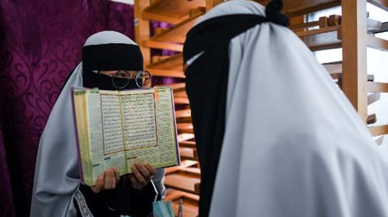 Malaysian officials go undercover to spy on fasting Muslims