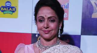 Esha Deol quashes rumours of Hema Malini being hospitalised: She's fit and fine