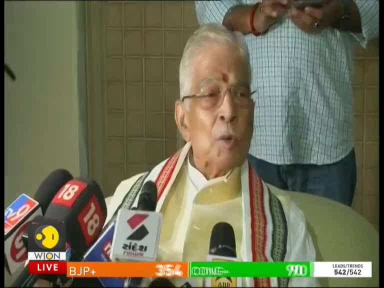 India Votes: Murli Manohar Joshi addresses press