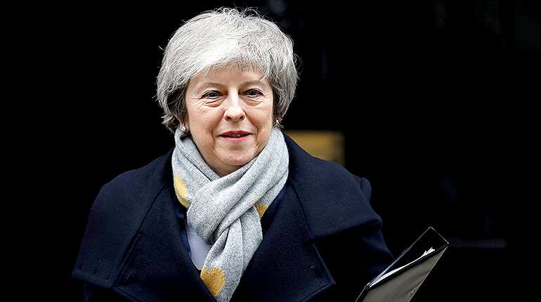 British PM May resigns, paving way for Brexit confrontation with EU