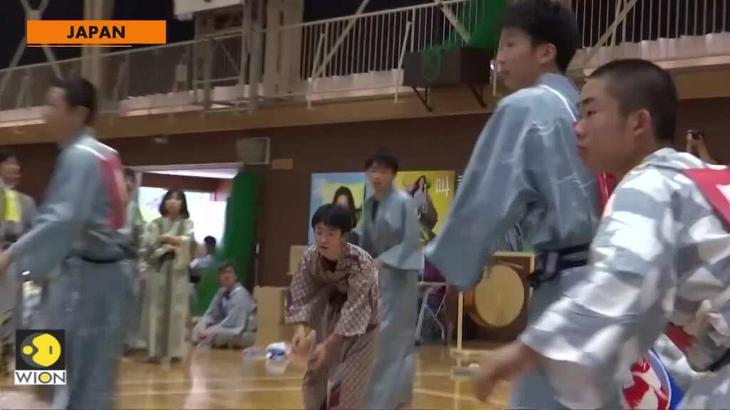 All ages take part in Japanese pillow-fighting tournament